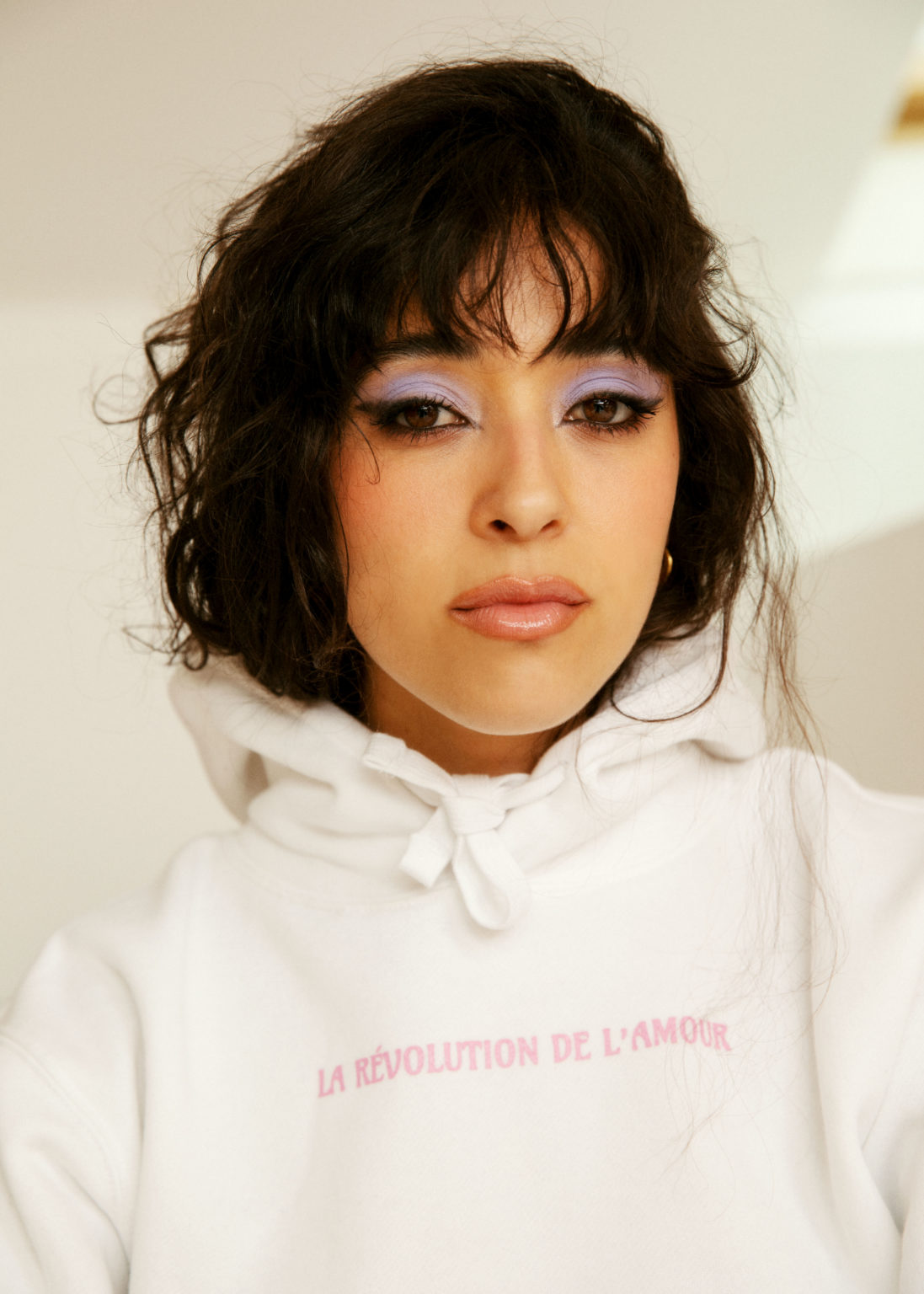 Hoodie blanc La révolution de l'amour AMOURS SOLITAIRES Hoodie blanc La révolution de l'amour AMOURS SOLITAIRES